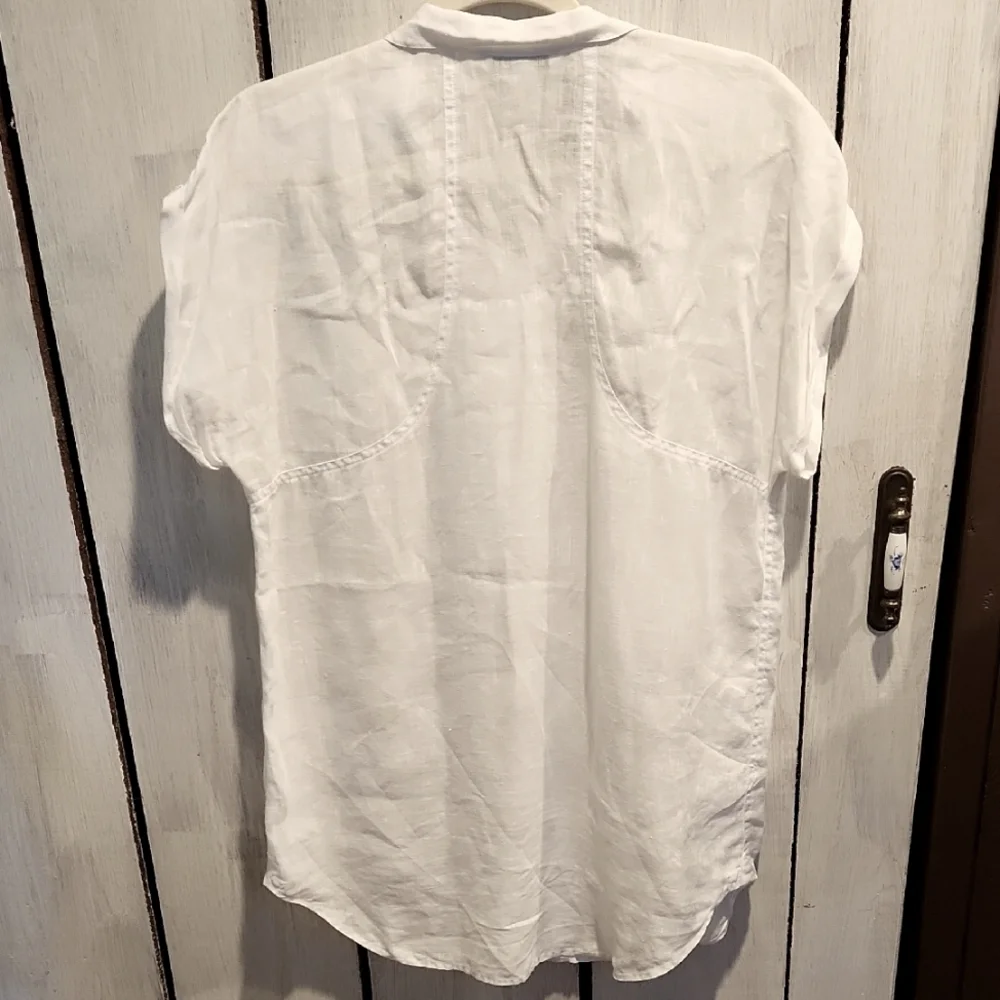 CAbi Classic White 100% Linen Button Down Blouse Size Small - Picture 2 of 4